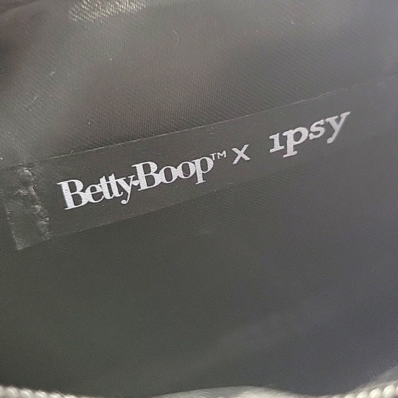 Betty boop makeup bag - Picture 3 of 3